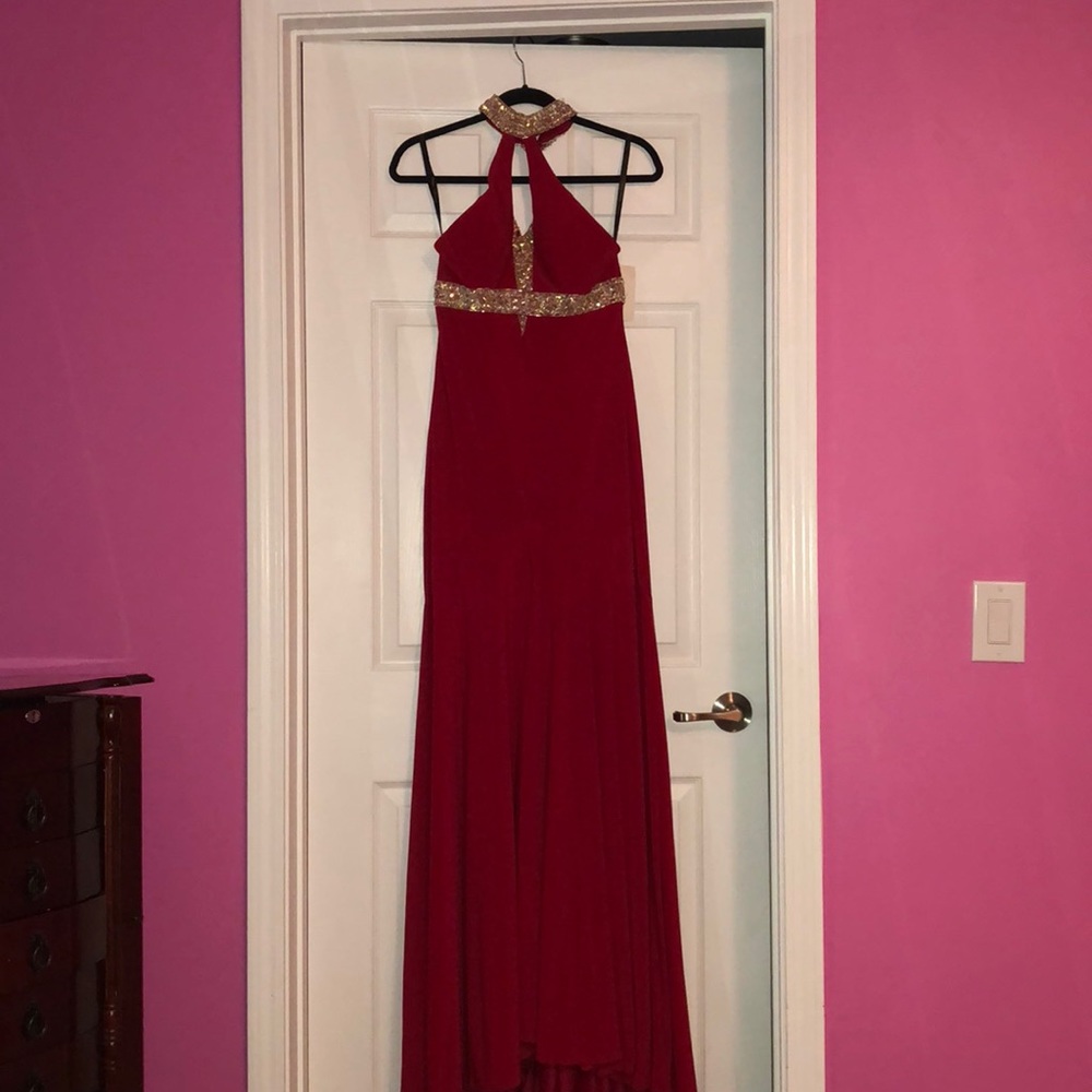Red prom dress